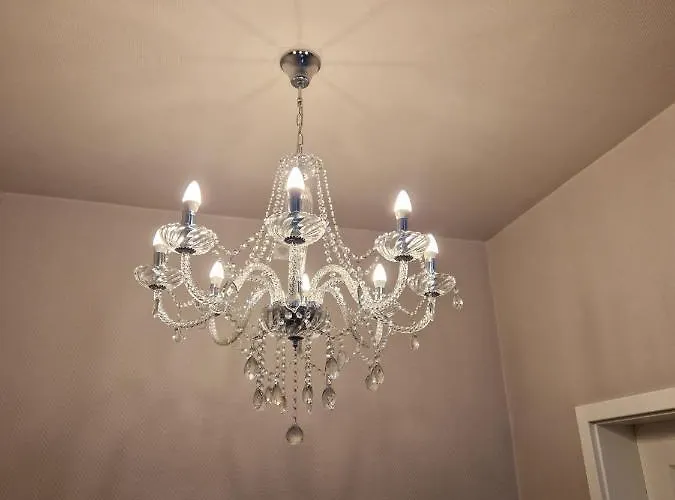 Erfbnb - 40qm Mit Kueche, Bad, Schlaf-wohnzimmer In Sued - Stadnah- Wlan アパート