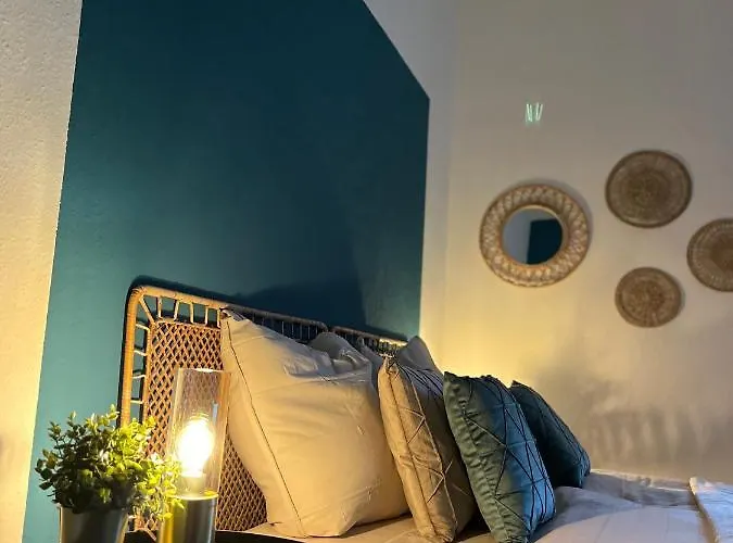 Erfbnb - 40qm Mit Kueche, Bad, Schlaf-wohnzimmer In Sued - Stadnah- Wlan アパート エアフルト