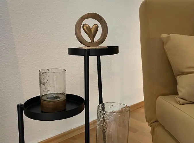 アパート Erfbnb - 40qm Mit Kueche, Bad, Schlaf-wohnzimmer In Sued - Stadnah- Wlan エアフルト