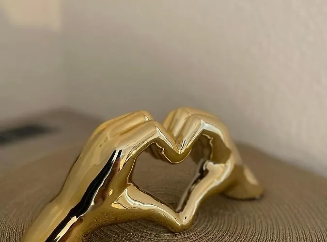 Erfbnb - 40qm Mit Kueche, Bad, Schlaf-wohnzimmer In Sued - Stadnah- Wlan エアフルト